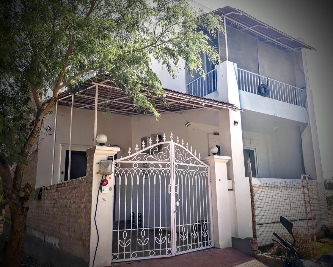 Villa 51 Bikaner Bagian luar foto